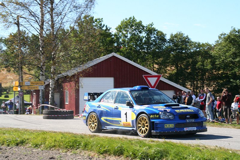 IMG_5619.JPG - Mads Østberg og Ole Kristian Unnerud på SS 5 ved Berg kirke